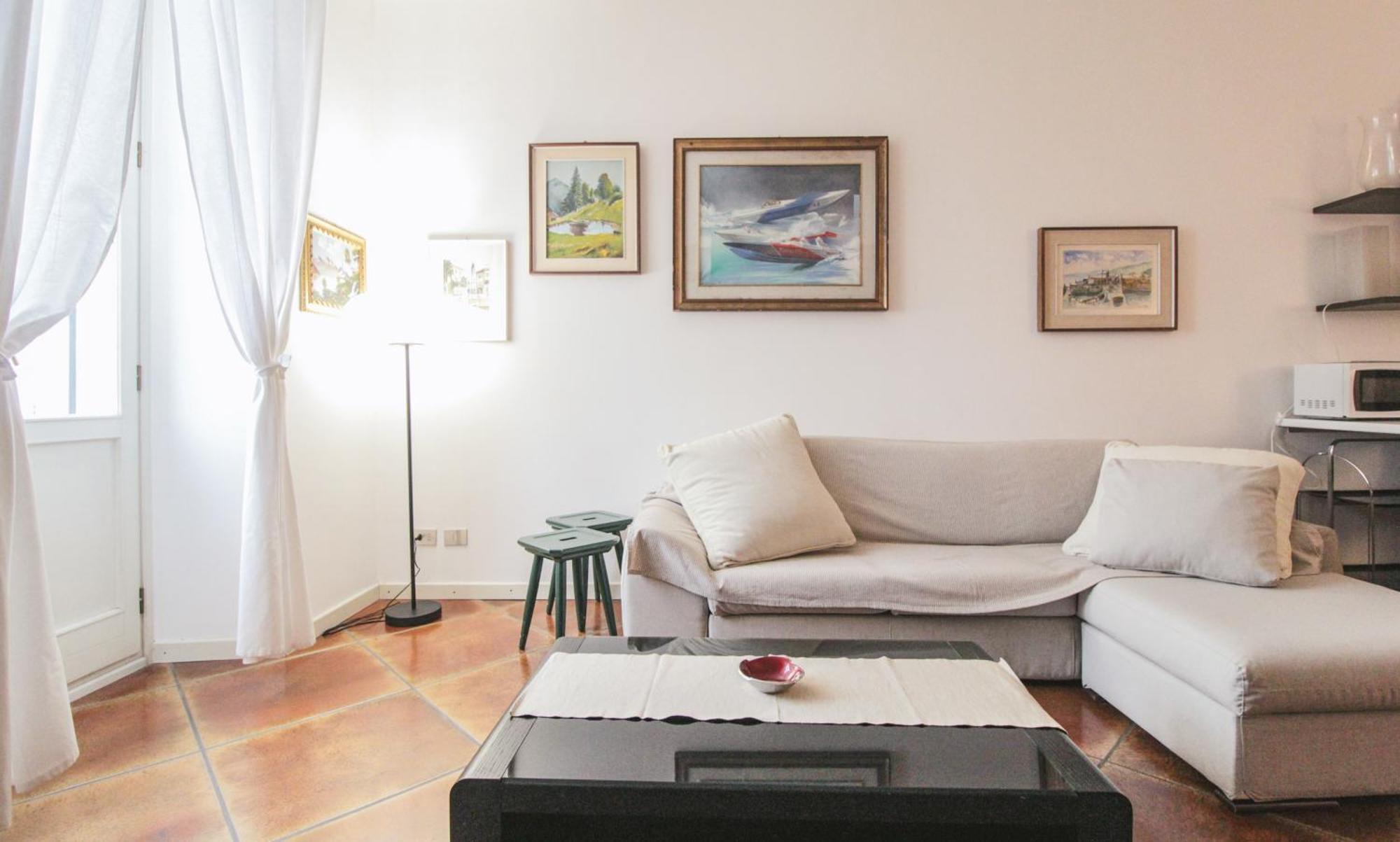Lario Elegante Apartment Menaggio Luaran gambar